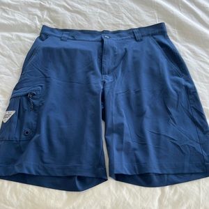 Columbia Mens Cargo Shorts, Excellent Condition